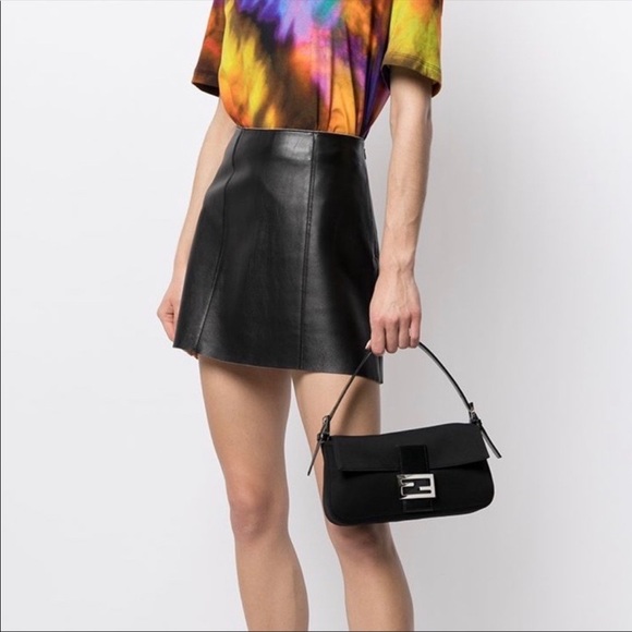 🖤Fendi baguette bag 🖤 - Picture 11 of 11